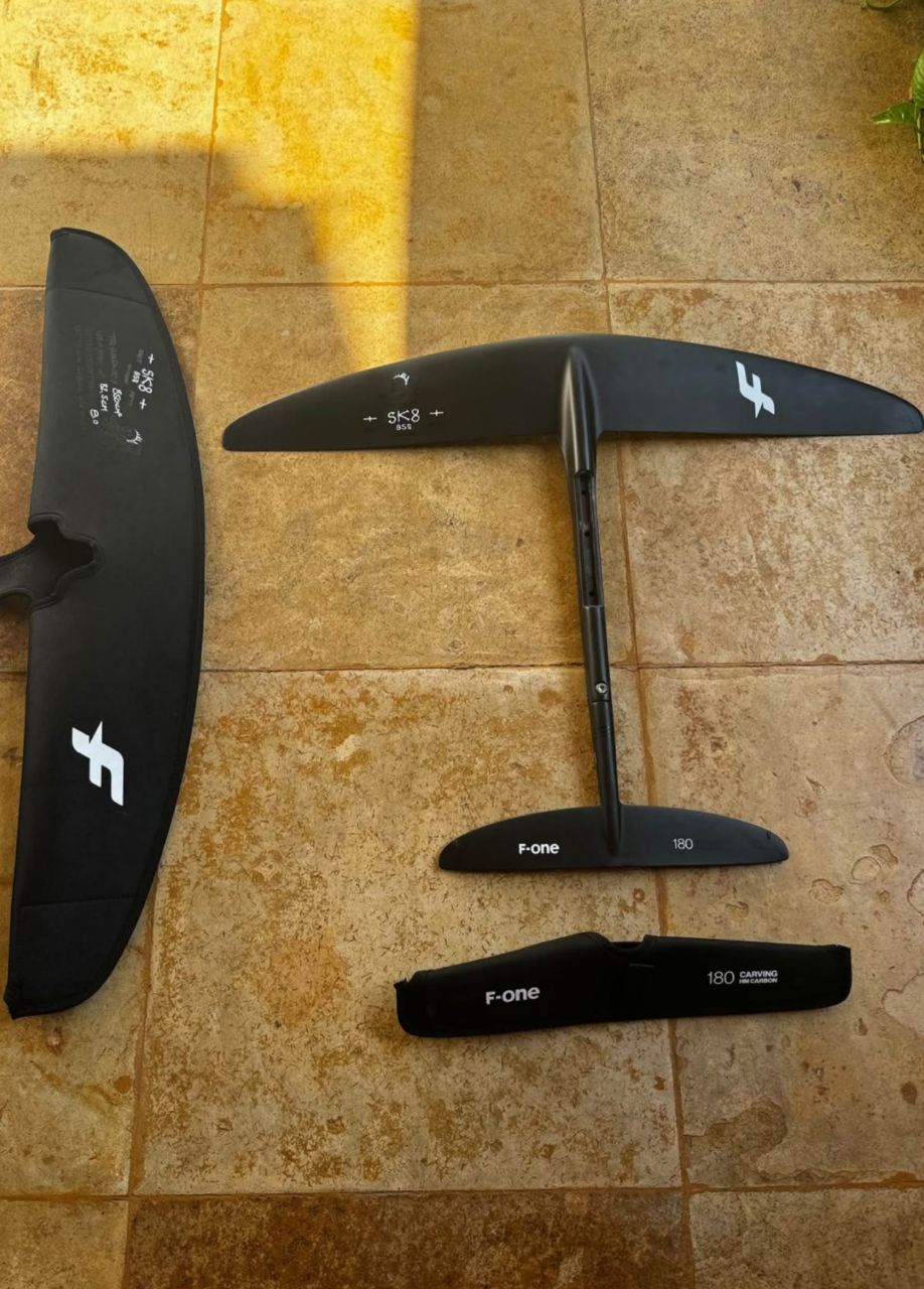 Used F-one V2 Sk8 850