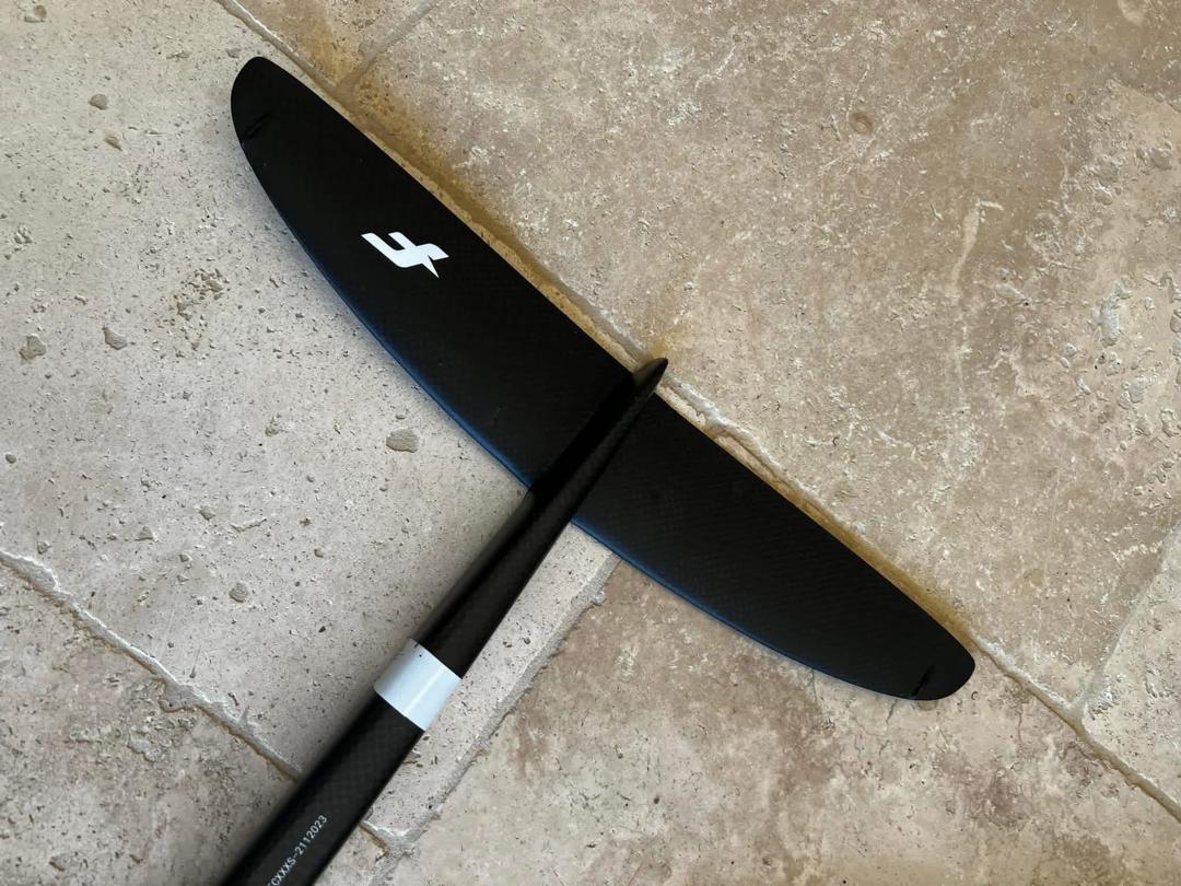 Used F-one Seven sea 1000 Front Foil plus xxxs, C200 - Image 3