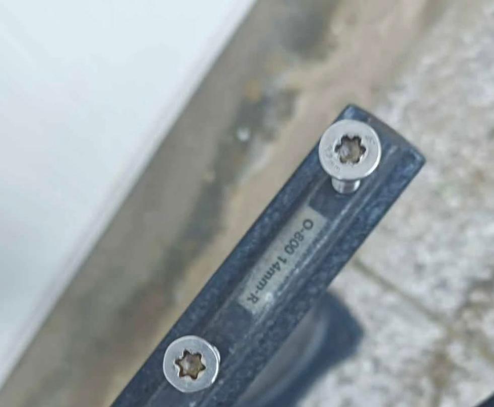 Used F-one Carbon Mast 14mm 80cm 2025 - Image 4